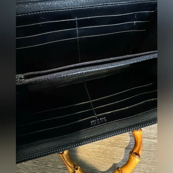 Vintage Gucci Crossbody | Good Condition - Picture 3 of 10